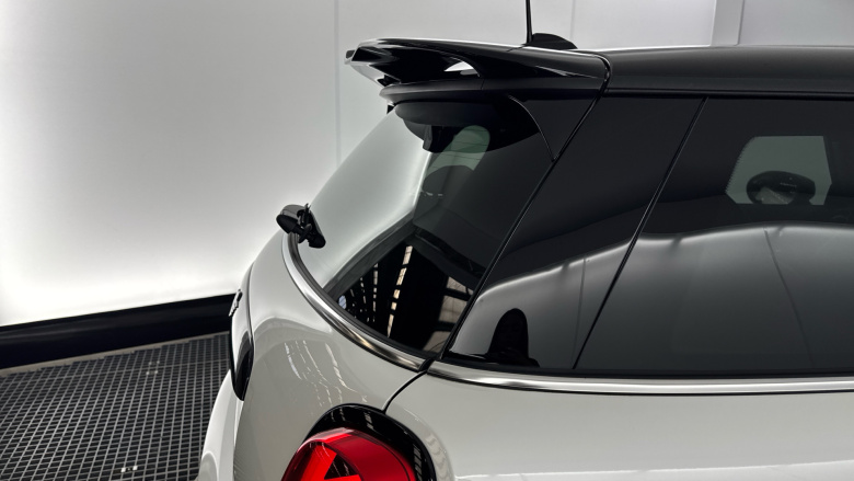 MINI Hatchback 1.5 Cooper Sport Premium 3dr Auto Petrol Hatchback